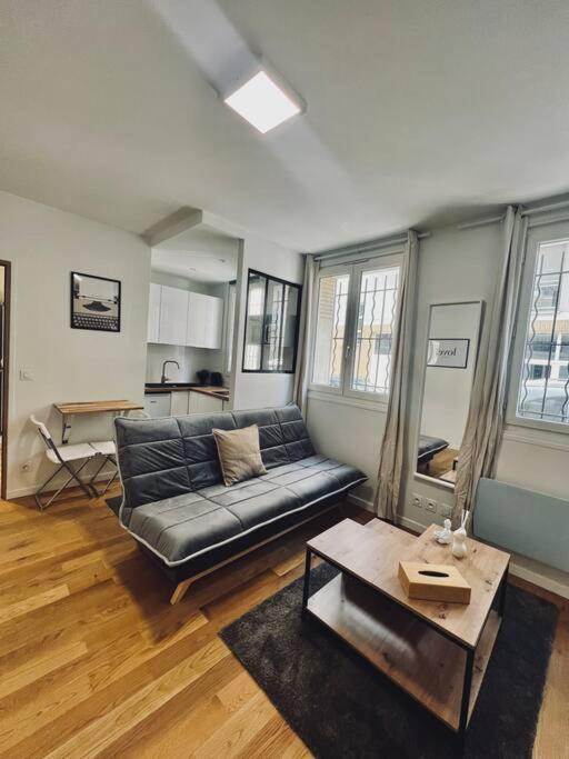 Tres Beau Studio Refait A Neuf 2 Apartment Saint-Ouen  Exterior foto