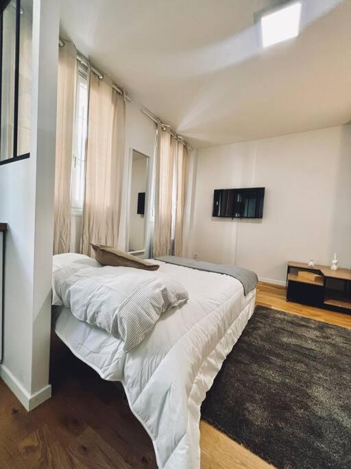 Tres Beau Studio Refait A Neuf 2 Apartment Saint-Ouen  Exterior foto