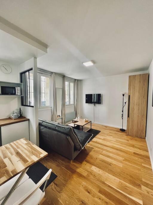 Tres Beau Studio Refait A Neuf 2 Apartment Saint-Ouen  Exterior foto