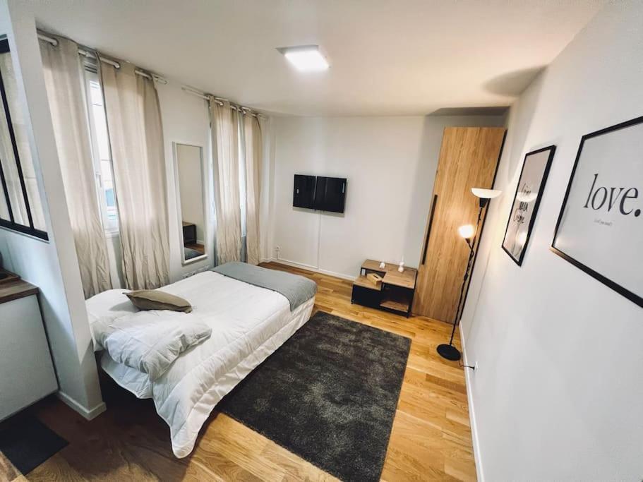 Tres Beau Studio Refait A Neuf 2 Apartment Saint-Ouen  Exterior foto